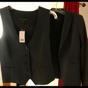 Banana Republic blazer and vest set (new) Size 2